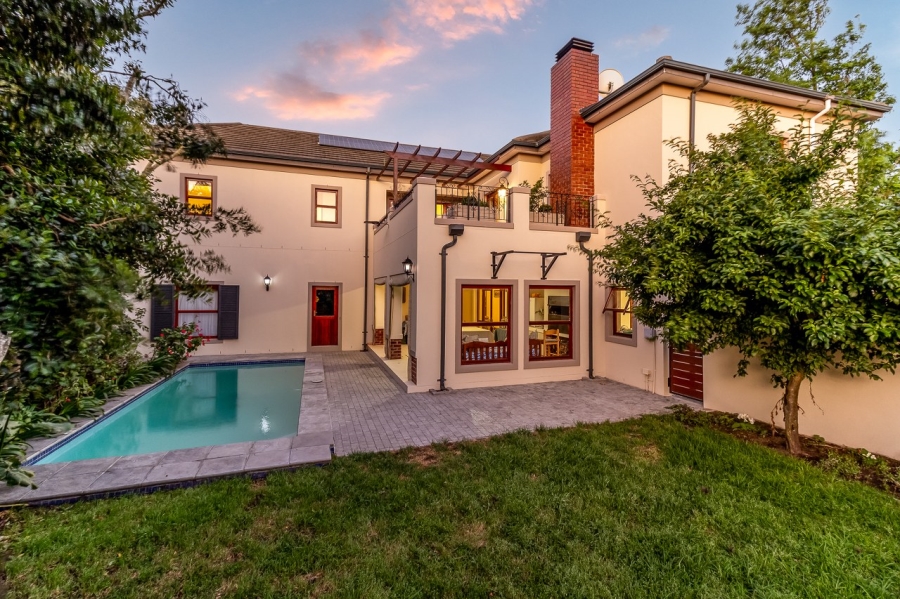 5 Bedroom Property for Sale in Val De Vie Estate Western Cape